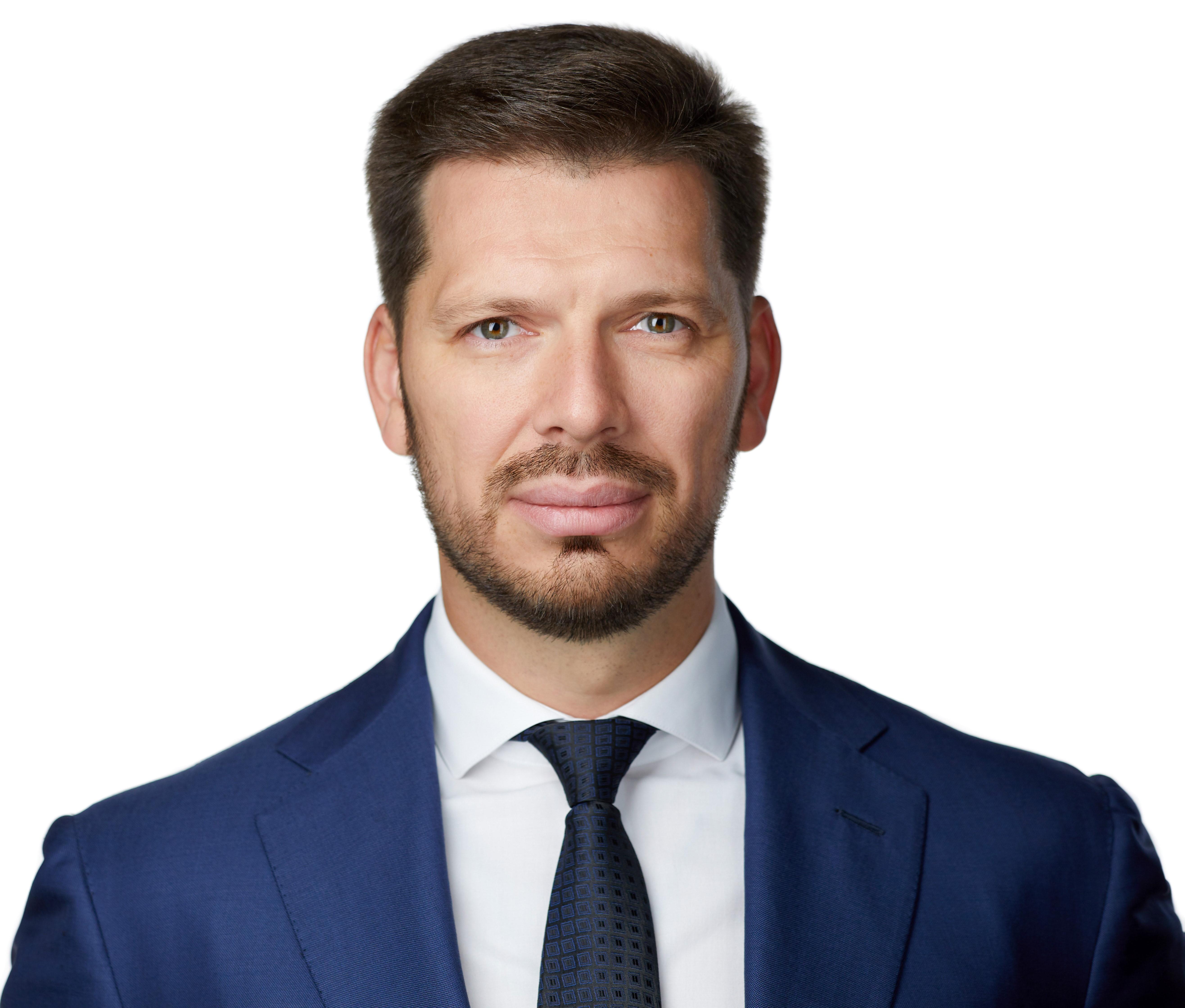 Роман Вдовин